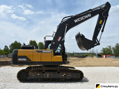 Гусеничный экскаватор                                                         XCMG                                                     XE 225DN