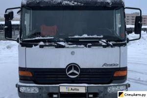 Полуинтегрированный Mercedes-Benz Zetros, 2003