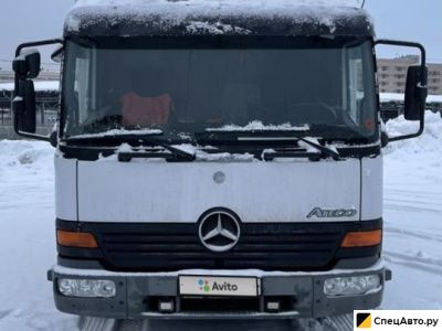 Автомобиль для киноиндустрии Mercedes-Benz Zetros (гримерка)