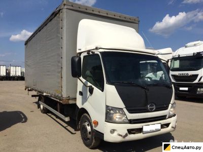 Тентованный автомобиль Hino 300