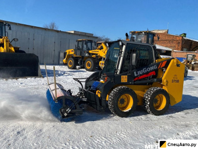 Коммунальная щетка Метатэкс 2000 мм на мини-погрузчик