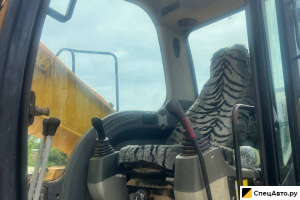 Гусеничный экскаватор JCB JS220SC
