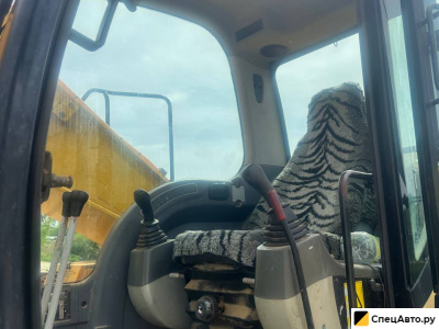 Гусеничный экскаватор JCB JS220SC