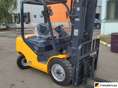 Вилочный погрузчик UN Forklifts FD30T