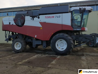 Зерноуборочный комбайн Ростсельмаш TORUM 740