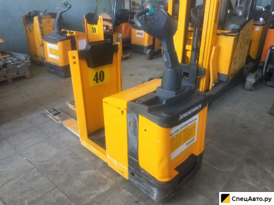 Комплектовщик заказов Jungheinrich ECE 220