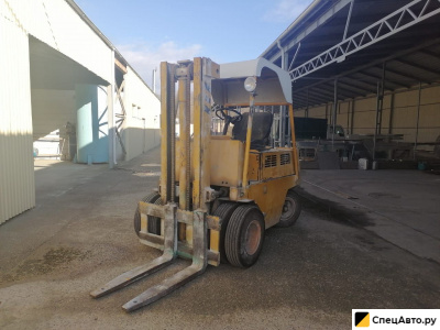 Вилочный погрузчик ЮРМАШ ЮМЗ ПФ-1