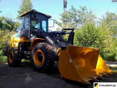 Фронтальный погрузчик XCMG LW300KN