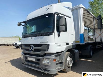 Седельный тягач Mercedes-Benz Actros 1841