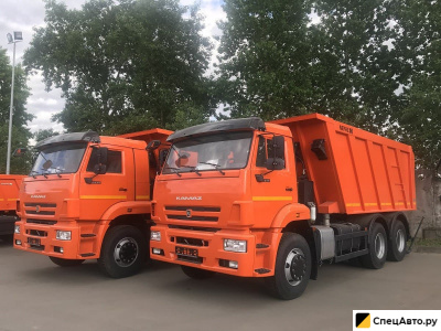 Самосвал Камаз 6520