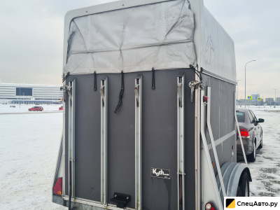 Прицеп-коневозка Boeckmann Champion