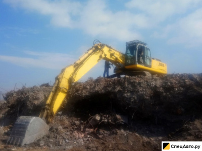 Гусеничный экскаватор New Holland E385