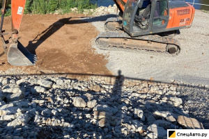 Гусеничный экскаватор Hitachi ZAXIS 200LC-3