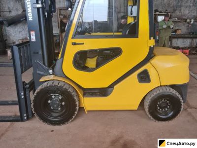 Вилочный погрузчик Komatsu FD30T-17