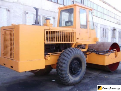 Вибрационный комбинированный каток        СПЕЦМАШПРОДУКТ ДУ-71