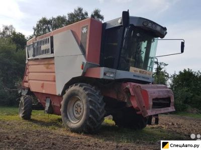 Зерноуборочный комбайн Massey Ferguson 7254