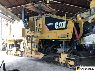 Дорожная фреза Caterpillar PM200