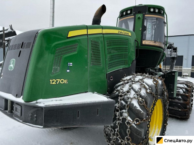 Колесный харвестер John Deere 1270E