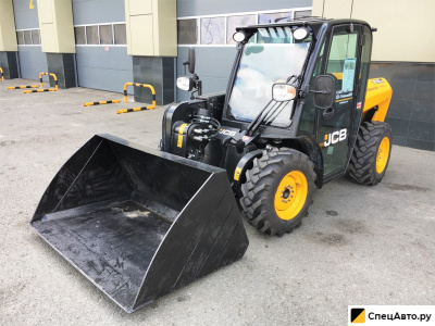 Телескопический погрузчик JCB 516-40