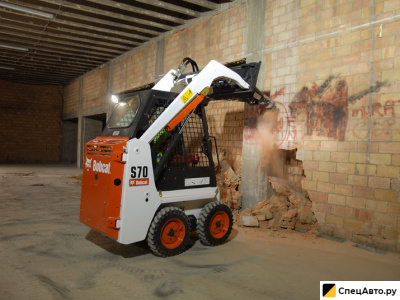 Мини-погрузчик Bobcat S70