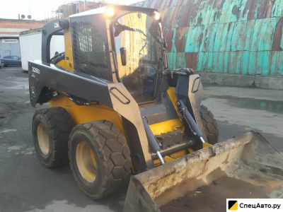 Мини-погрузчик John Deere 328D