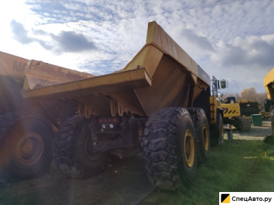 Самосвал Komatsu HM400-5