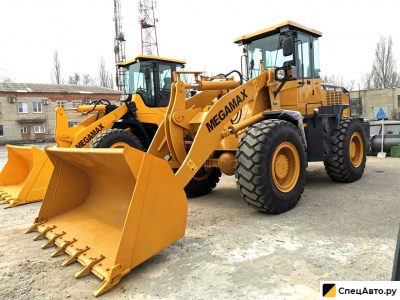 Фронтальный погрузчик MegaMax GL400H