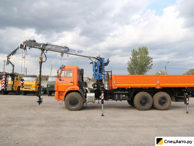 Бортовой грузовик с КМУ КамАЗ 43118 с КМУ Галичанин КМУ-150