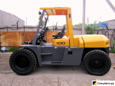 Вилочный погрузчик TCM FD100Z8