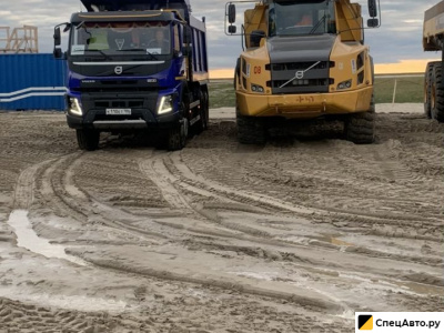 Сочлененный самосвал Volvo FMX