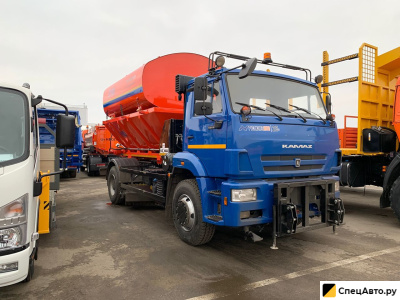 Комбинированная дорожная машина КО-806-40 на шасси КамАЗ 53605