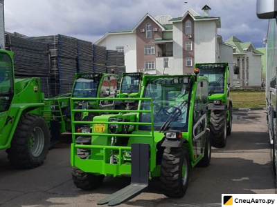 Телескопический погрузчик Merlo P 27.6 Top