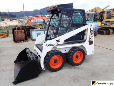 Мини-погрузчик Bobcat 553