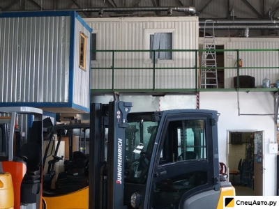 Электропогрузчик JUNGHEINRICH TFG320 (1006)