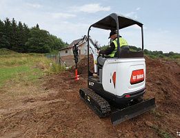 Продажа мини-экскаватора Bobcat E17