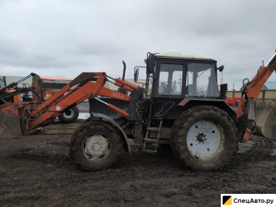 Экскаватор-погрузчик МТЗ Беларус