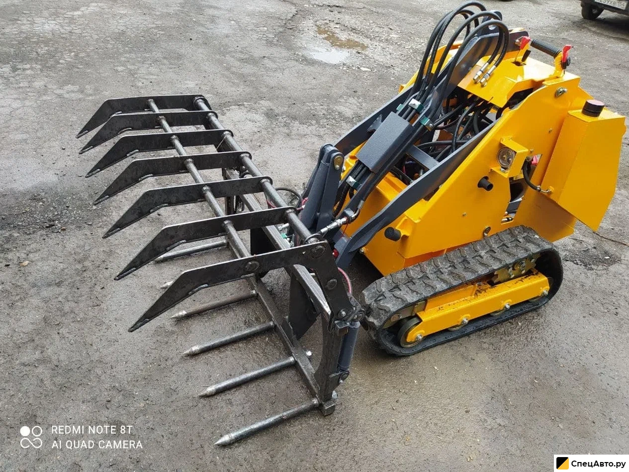 Мини-погрузчик DIKTUM G700