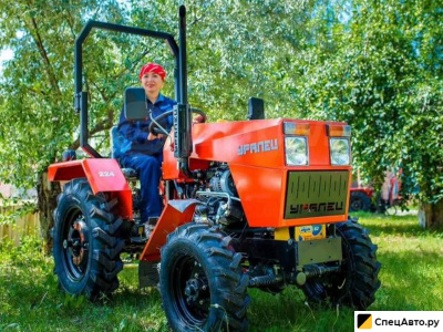 Мини-трактор Уралец 2200Б (4х2)
