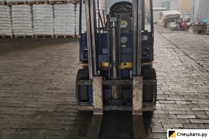 Вилочный погрузчик Komatsu FD15T-17