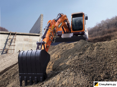 Колесный экскаватор Doosan DX160W