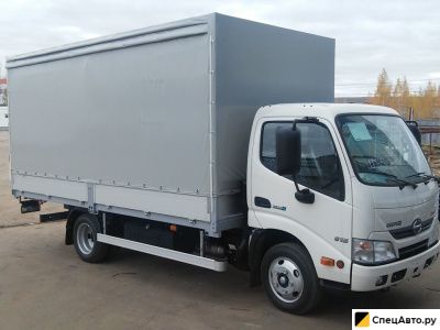 Тентованный автомобиль Hino 300