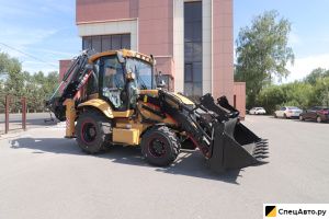 Экскаватор-погрузчик Профессионал PB388T