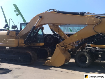 Гусеничный экскаватор Caterpillar 320GX