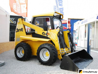 Мини-погрузчик ANT 1000
