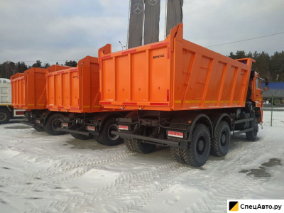 Самосвал КамАЗ 6522