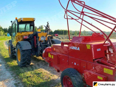 Пресс-подборщик UNIA Famarol Z-511