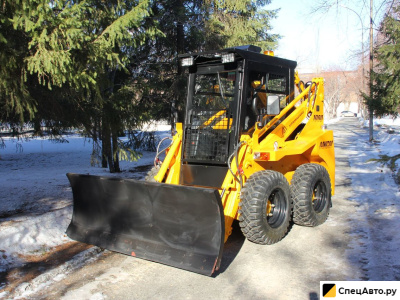Мини-погрузчик Курганмашзавод МКСМ-1000НM