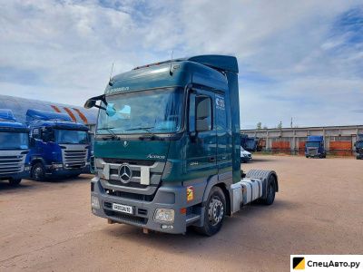 Седельный тягач Mercedes-Benz Actros 1844