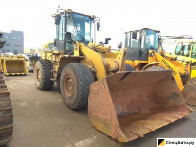 Фронтальный погрузчик Caterpillar 938H
