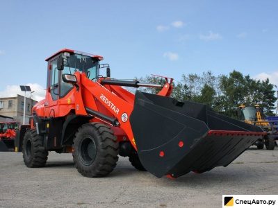 Фронтальный погрузчик Redstar 2500GTS